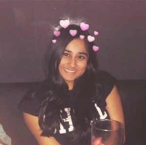 Meet your Posher, Esha